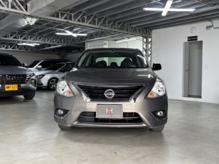 Nissan Versa 1.6 Drive